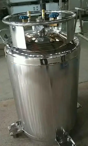 自增压液氮罐